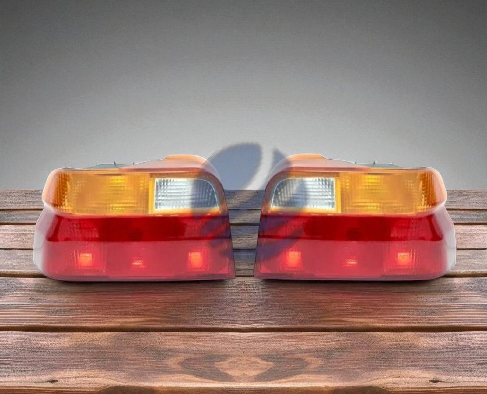 Arka stop far lambası takım 2adet -ford escort  sedan  1994-2001