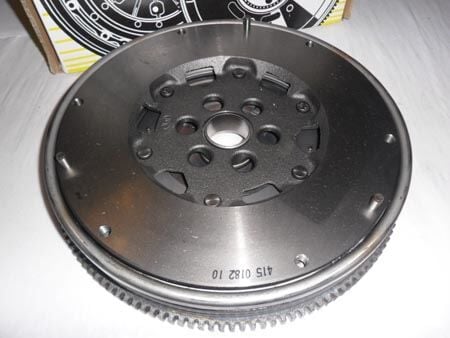Ford Fiesta Fusion Volan Komple Çift Kütleli Oynar Göbek 2002-2012 1.4 TDCI - LuK 415 0182 10