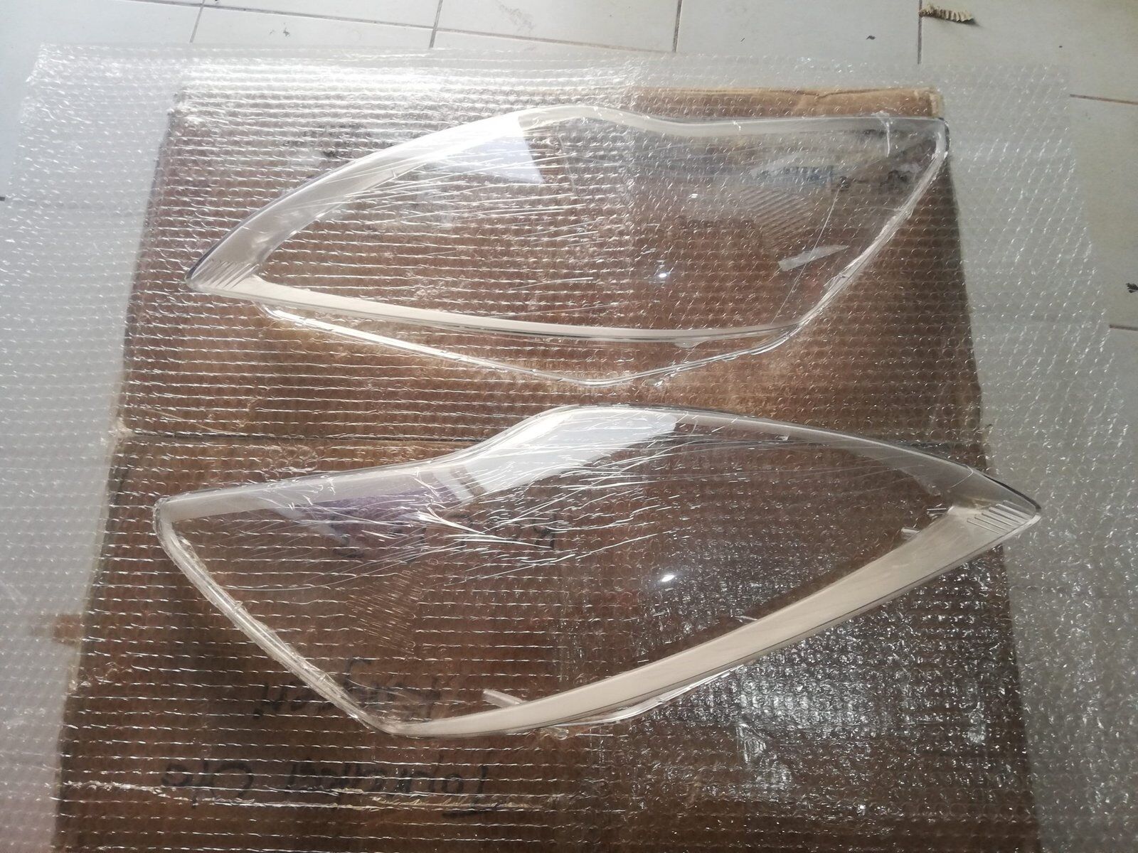 Ford Focus 2.5 2009-2011 Far Camı Takımı (Sağ-Sol Set)