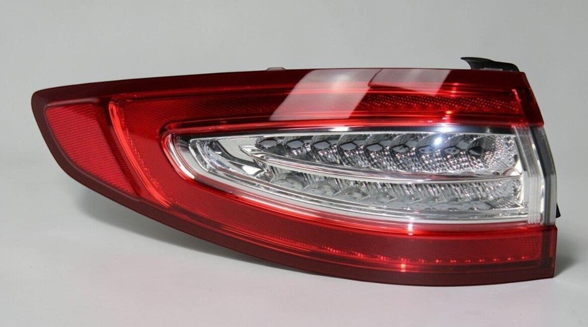 Ford Mondeo 2014-2019 Sol Dış Stop Lambası LED'li DS7313405DH