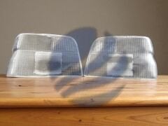 Arka far stop lamba camı sag sol 2 adet -escort sedan şeffaf desenli  92-2001