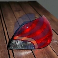 Arka far stop lambası sag-Ford mondeo mk2 sedan-97-2001