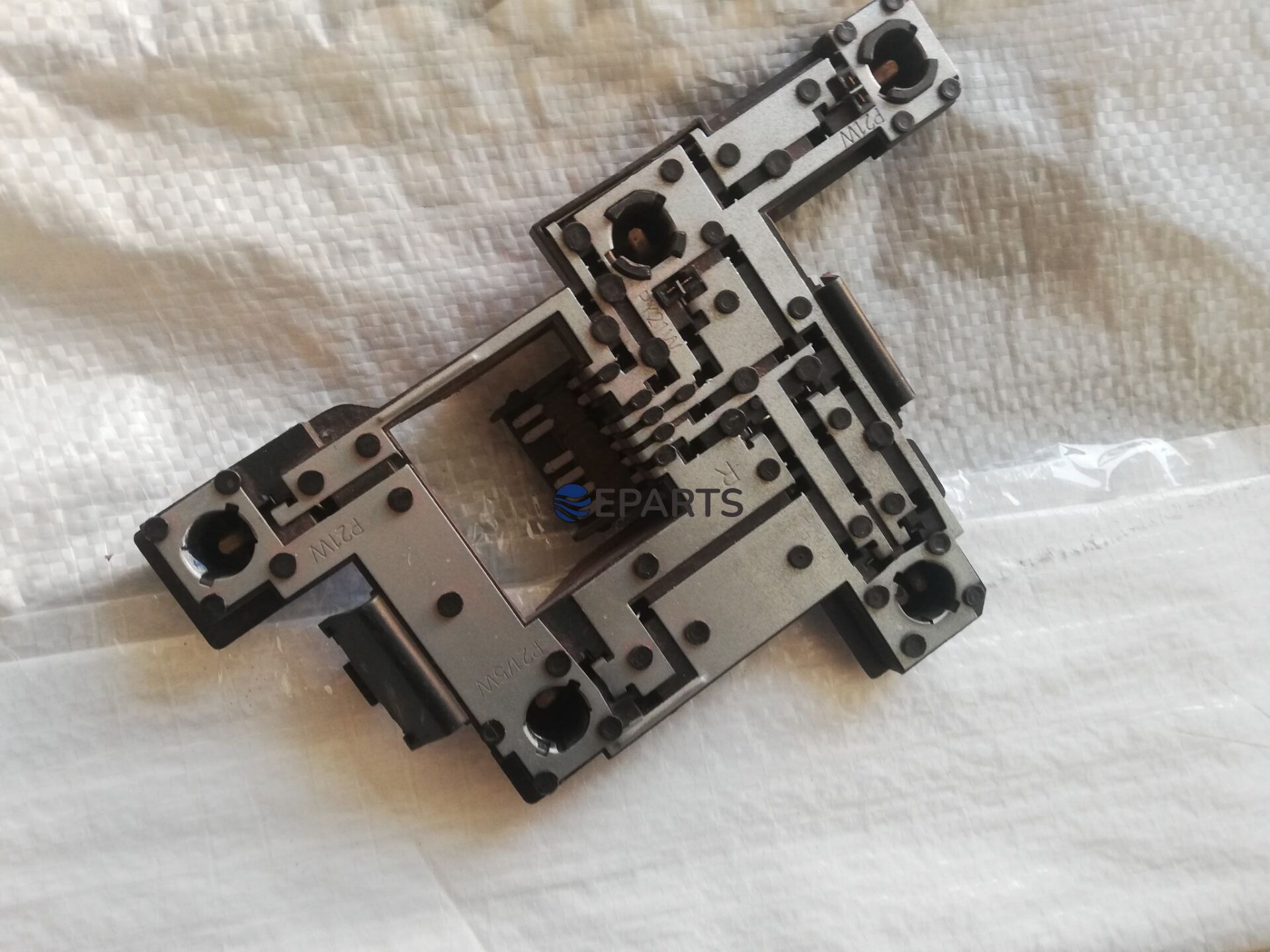 Ford Mondeo MK2 Sedan Sağ Stop Duyu 1997-2001